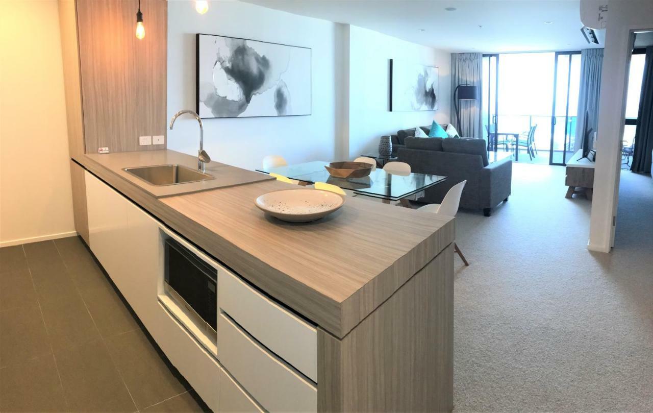 Qube Broadbeach Ocean View Apartments Gold Coast Exterior foto