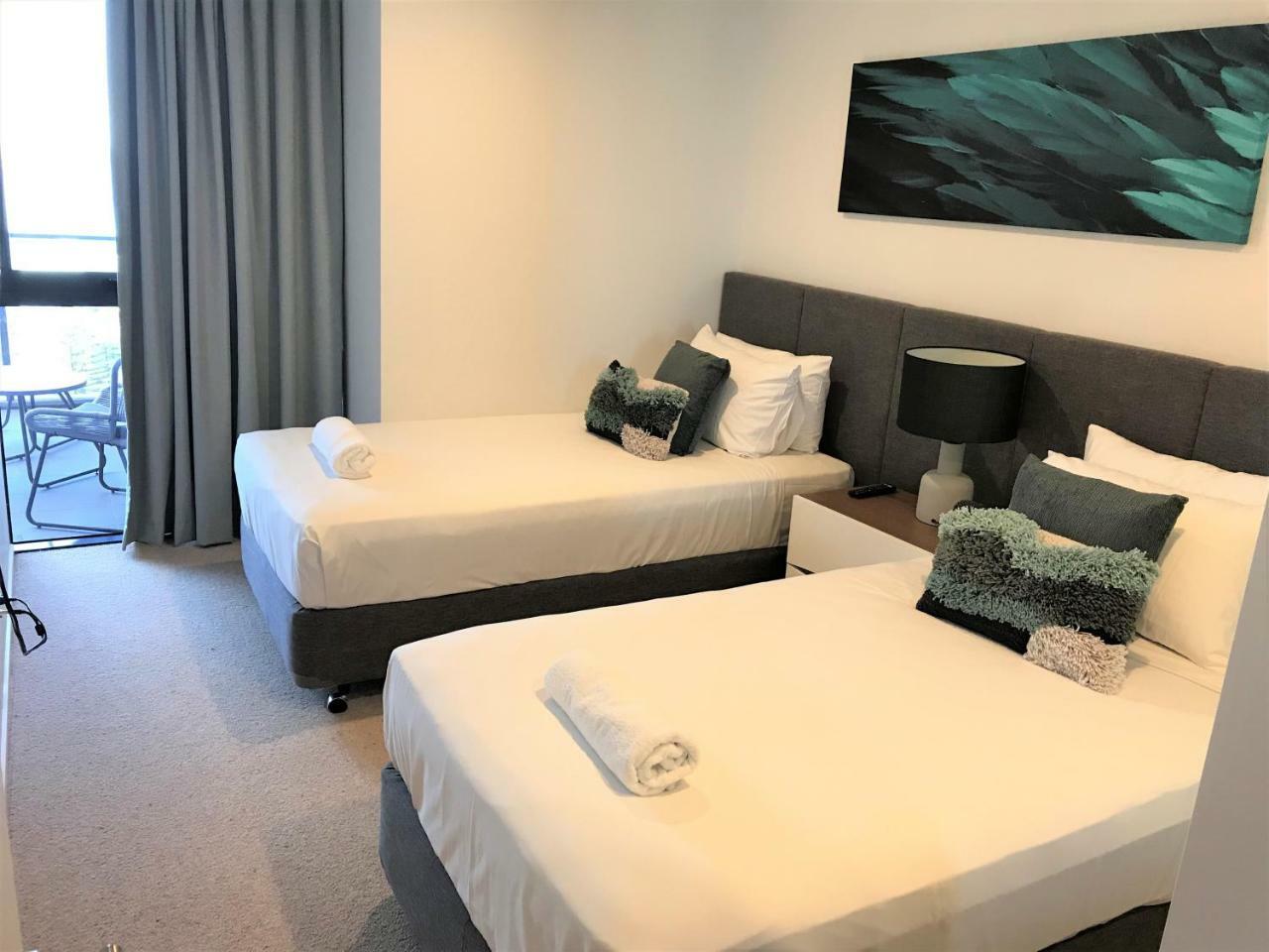 Qube Broadbeach Ocean View Apartments Gold Coast Exterior foto