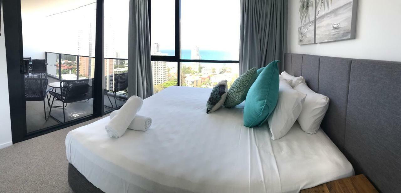 Qube Broadbeach Ocean View Apartments Gold Coast Exterior foto