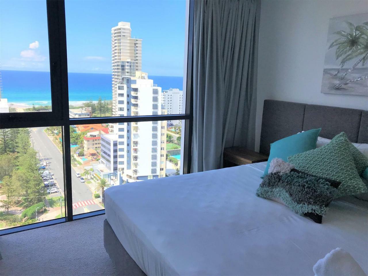 Qube Broadbeach Ocean View Apartments Gold Coast Exterior foto
