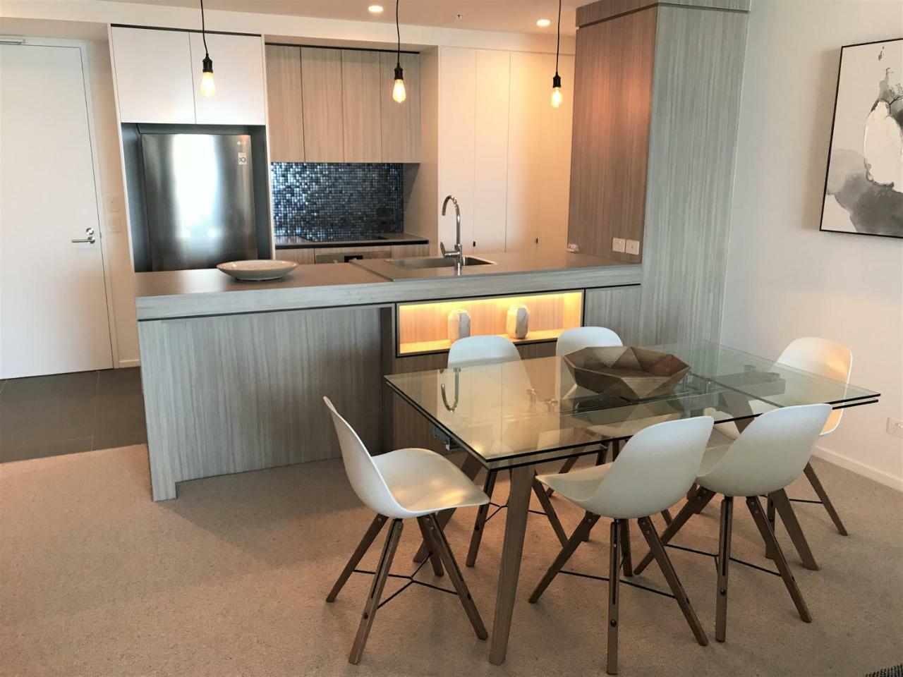 Qube Broadbeach Ocean View Apartments Gold Coast Exterior foto