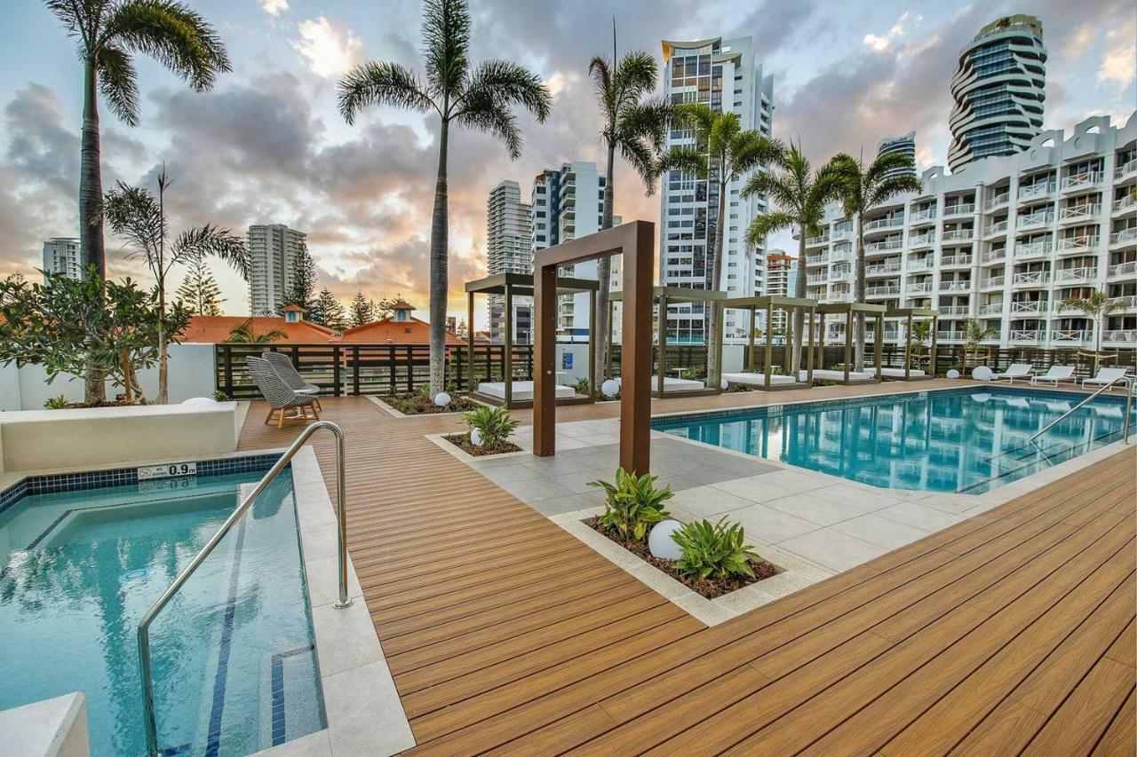 Qube Broadbeach Ocean View Apartments Gold Coast Exterior foto