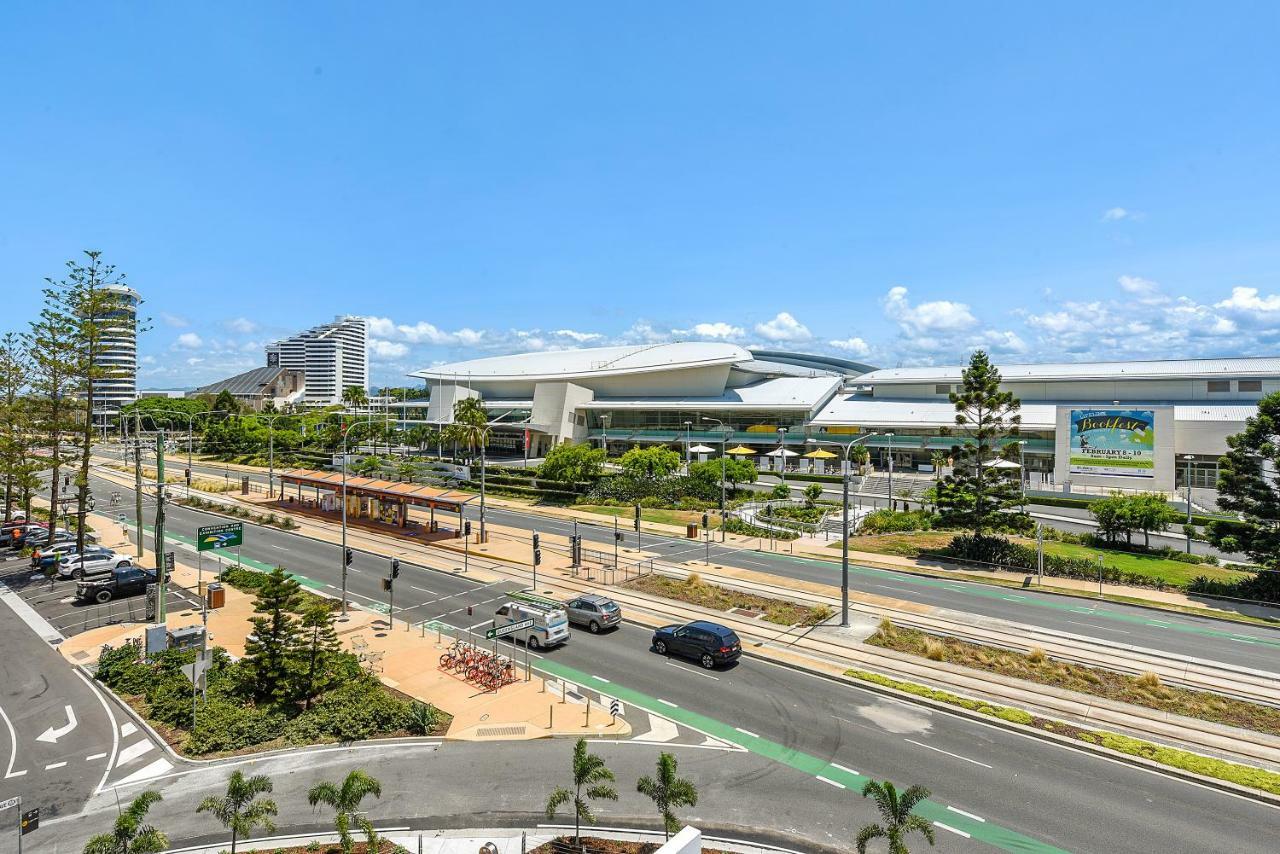 Qube Broadbeach Ocean View Apartments Gold Coast Exterior foto