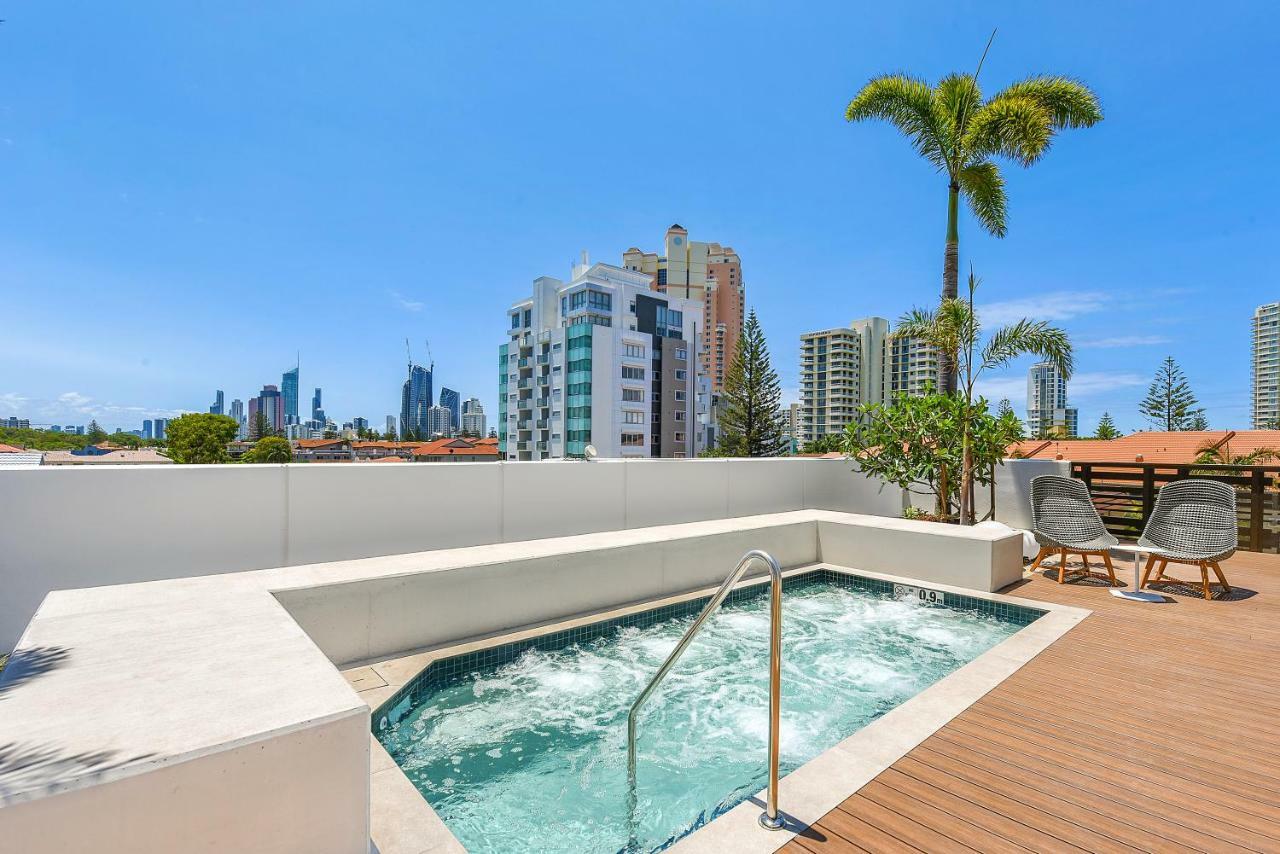Qube Broadbeach Ocean View Apartments Gold Coast Exterior foto